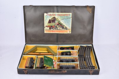 Lot 227 - French Hornby 0 Gauge ME2 Electric 3-Rail Train Set