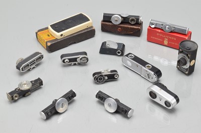 Lot 292 - A Group of Rangefinders