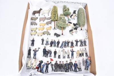 Lot 232 - Hornby and other makers 0 Gauge and larger Station Figures Animals and Trees