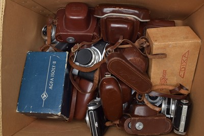 Lot 339 - A Box of Viewfinder Cameras