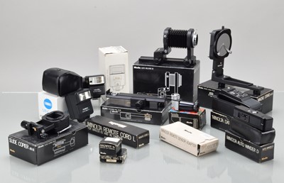 Lot 433 - A Tray of Minolta Accessories