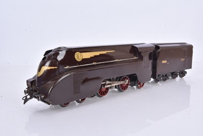 Lot 250 - French Hornby 0 Gauge 3-Rail SNCF brown Streamline 4-4-2 Locomotive with bogie tender
