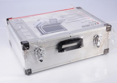 Lot 450 - Metal Flight Cases