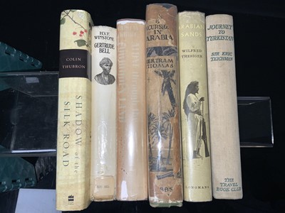 Lot 278 - Travel & Exploration - Arabia & Arabia etc - Wilfred Thesiger "Arabian Sands"