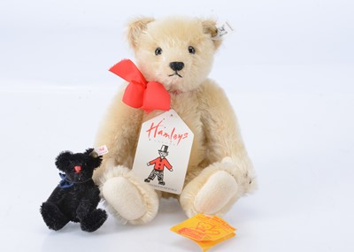 Lot 17 - Two Steiff teddy bears