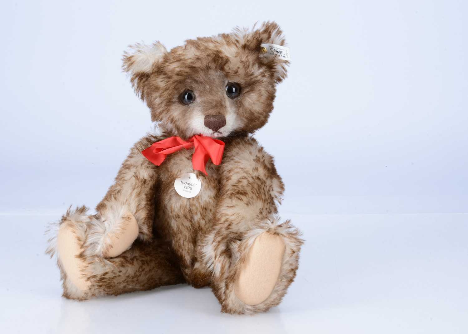 Lot 48 - A Steiff limited edition Happy replica 1926