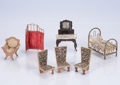 Lot 445 - Dolls' house furniture