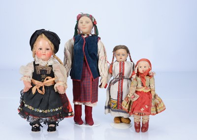 Lot 488 - A Russian stockinette lady doll