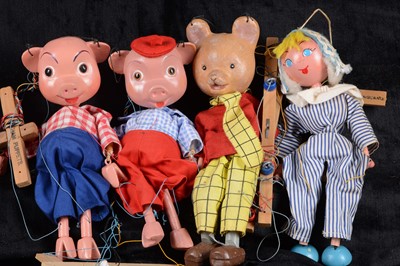 Lot 502 - A 1970s SL Pinky and Perky Pelham Puppets from The Pinky and Perky Show