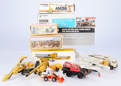Lot 287 - 1:50 Scale Construction Models