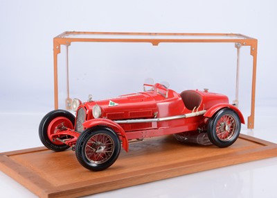 Lot 379 - A Pocher 1:8 Scale Alfa Romeo 8C 2300 Monza 1931 Completed Model Kit