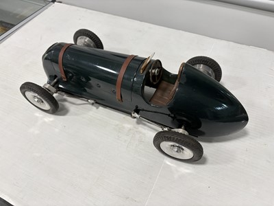 Lot 482 - M&E Models (Exmouth) Tether Car Bodies & Chassis