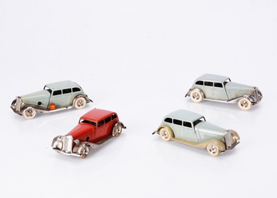 Lot 520 - Tri-ang Minic Tinplate Clockwork 5M Pre-War Limousines