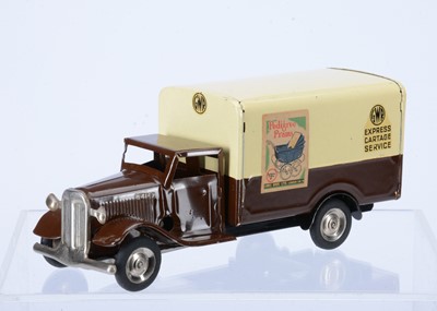 Lot 608 - A Tri-ang Minic Tinplate Clockwork 79M Post-War G.W.R Transport Van
