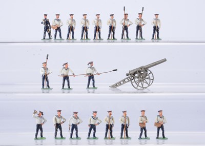 Lot 818 - Heyde 48mm size Naval Gun Team and accompanying men comprising Gun Crew (5)