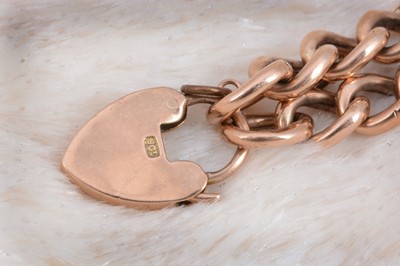 Lot 9 - A 9ct gold curb link bracelet