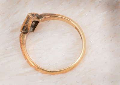 Lot 21 - A 19th Century old cut diamond 18ct gold and platinum set dress ring