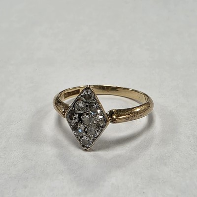 Lot 21 - A 19th Century old cut diamond 18ct gold and platinum set dress ring