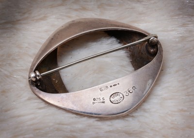 Lot 34 - A Georg Jensen for Henning Coppel silver brooch