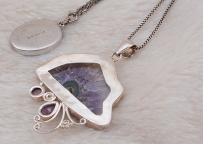 Lot 38 - A blue john silver set oval pendant