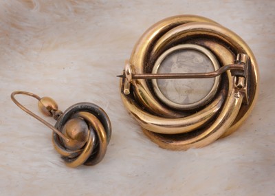 Lot 65 - A 19th Century target brooch