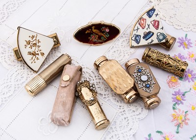 Lot 324 - Gilt lipsticks