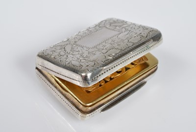Lot 353 - A George IV silver vinaigrette by Thomas Shaw