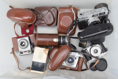 Lot 115 - A Tray of Various Cameras
