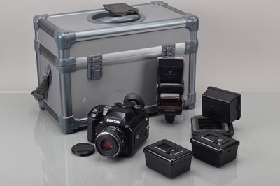 Lot 245 - A Pentax 645n Medium Format Camera