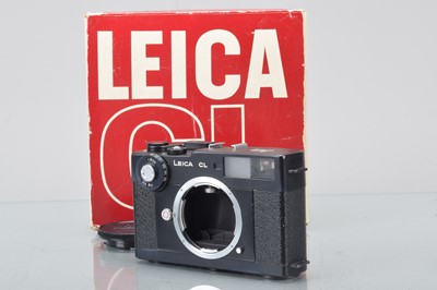 Lot 288 - A Leitz Wetzar Leica CL Compact Camera