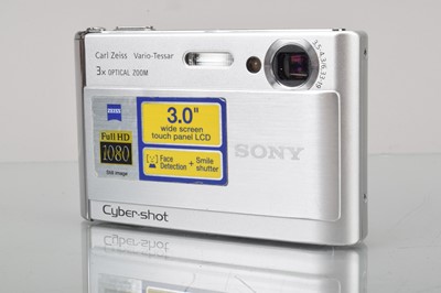 Lot 290 - A Sony Cyber-Shot DSC-T70 Compact Digital Camera