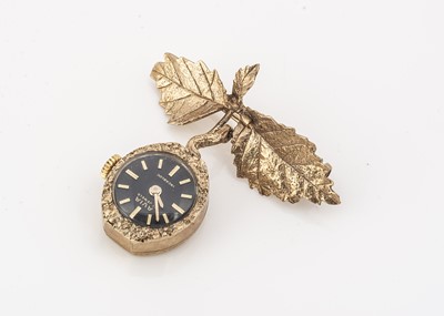 Lot 32 - An Avia 9ct gold fob watch