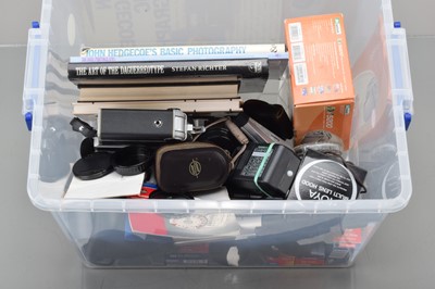 Lot 350 - Camera Related Items
