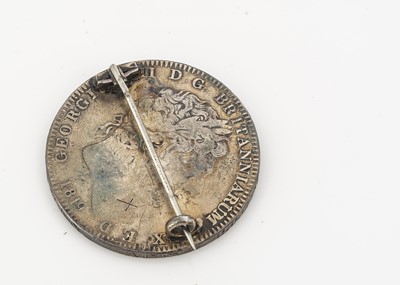 Lot 37 - A George III enamelled crown
