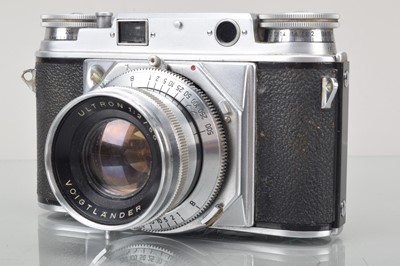 Lot 417 - A Voigtländer Prominent Rangefinder Camera