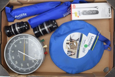 Lot 429 - A Tray of Photographic Items