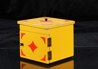Lot 42 - Trick