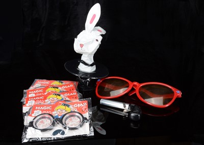 Lot 127 - A collection of children's party accessories