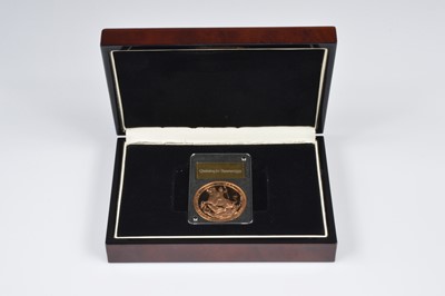 Lot 17 - An Elizabeth II Quintuple gold sovereign