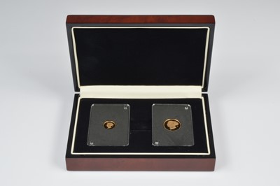 Lot 38 - An Elizabeth II Commemorative Half and Quarter Sovereign coin set