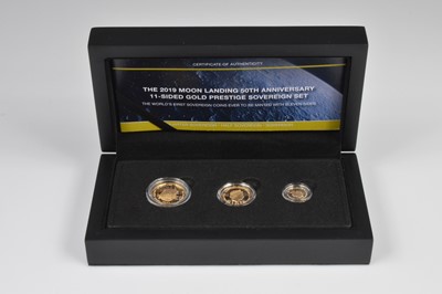 Lot 49 - An Elizabeth II Commemorative gold three coin set
