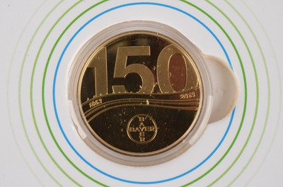 Lot 83 - A Bayer Newbury 14ct Gold Commemorative medal