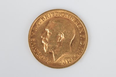 Lot 87 - A George V full gold sovereign