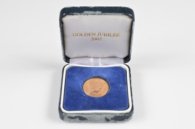 Lot 98 - An Elizabeth II full gold sovereign