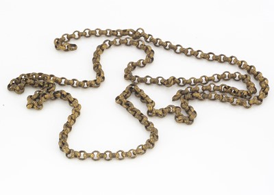 Lot 72 - A 19th century pinchbeck belcher linked muff chain