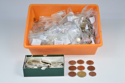 Lot 135 - A large accumulation of world coinage