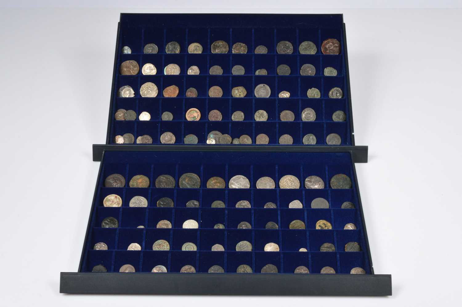 Lot 145 - A good collection of ancient and Roman and other coins and medallions