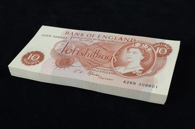 Lot 162 - Bank of England 10 Shilling 'Fforde' Bank Notes