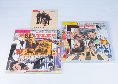 Lot 124 - Beatles LPs