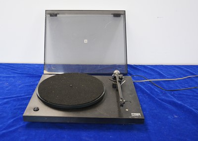 Lot 586 - Rega Planar 3 Turntable